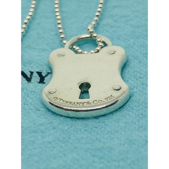 Tiffany & Co 925 Sterling Silver Lock Key Hole Charm Pendant 24x15MM 18” Bead - Picture 4 of 10